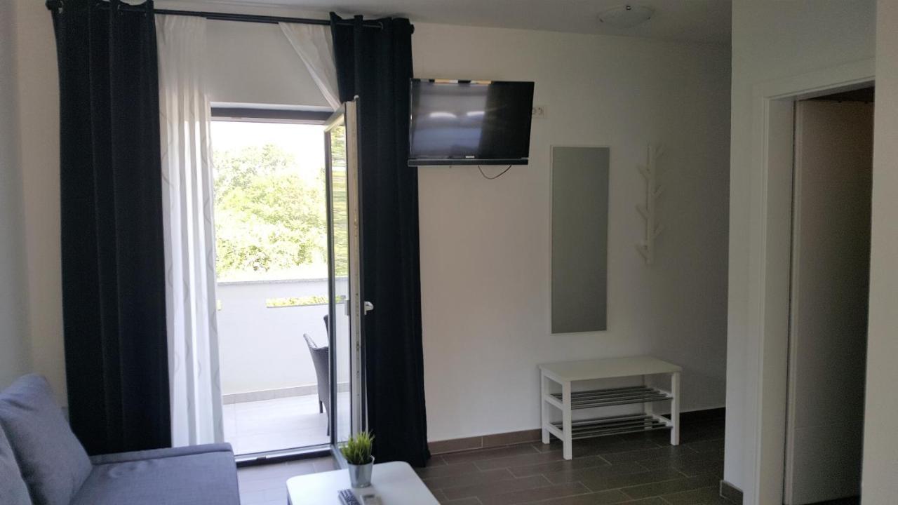 Artemis Apartament Baška